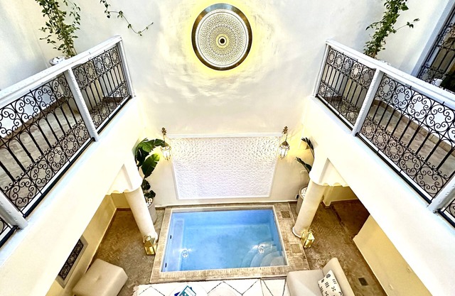 Riad le R