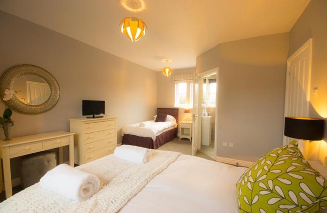 Riber Cottage - Darwin Lake Holiday Village