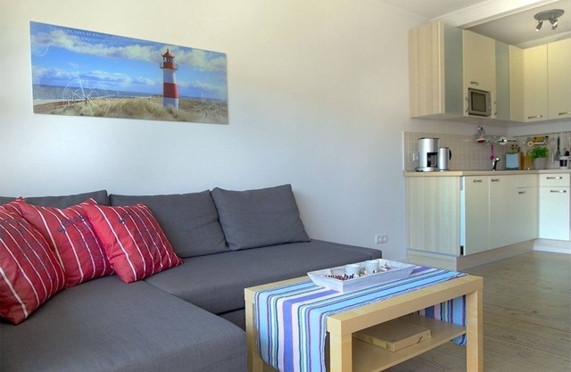 🚨 Right on the sandy beach, sunny balcony, quiet location, WiFi 🚨