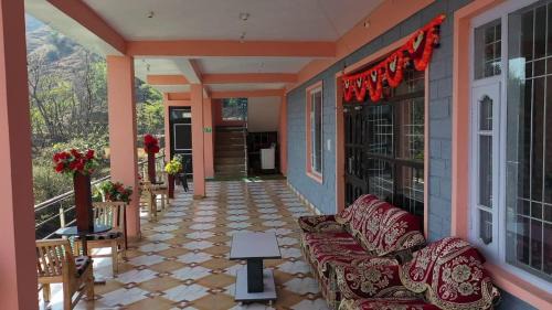 Riva palace Homestay Rewalsar Lake