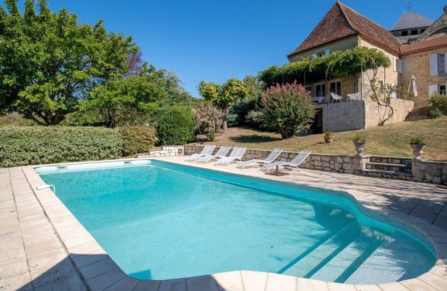 River Dovecote - Four Bedroom Villa, Sleeps 8