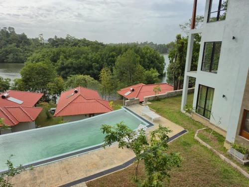 River Shades Hotel
