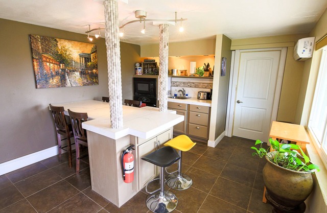 River View Guest Condo