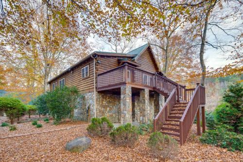 Riverfront Blue Ridge Cabin with Private Hot Tub