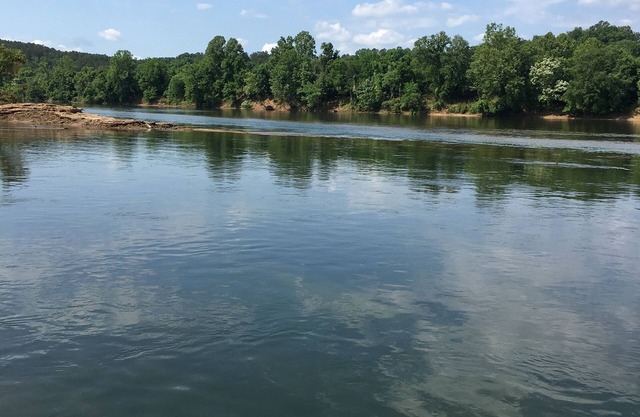 Riverhouse at Creswell Island