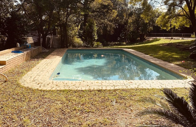 Riverview House few minutes walk to all amenities