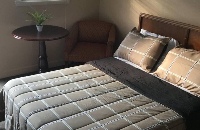 Riviera Motor Lodge