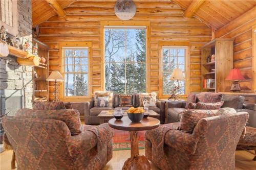RMR: Granite Ridge Cabin 7608 in Teton Village