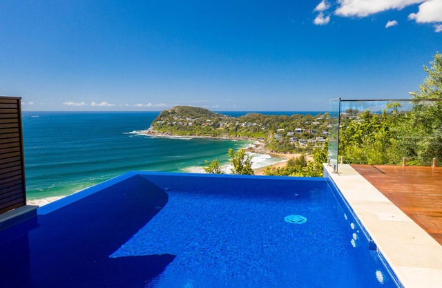 Rockstar!nJaw dropping beach view, poolside beauty, ultimate spacious livability