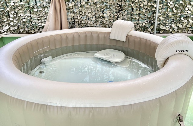 Romano Lounge b&b Spacious Apartment with Terrace and Restaurant