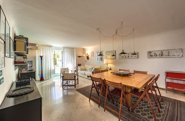 ROMANTIC 2 ROOMS AT PETITE AFRIQUE