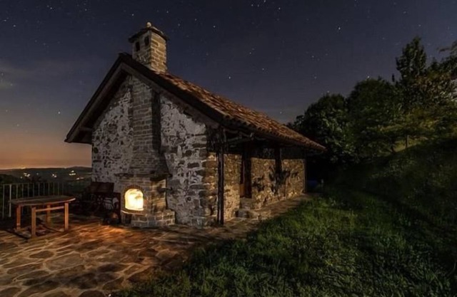 Romantic Little House