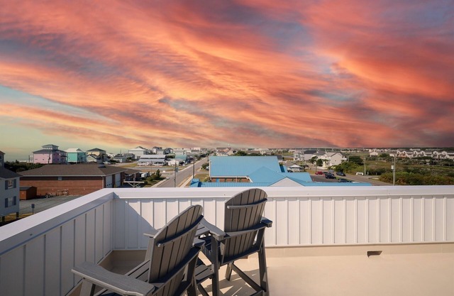 Roof Top Terrace, Elevator, Luxury! Sirens Seaside