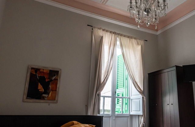 Room '1924' with Balcony, Wi-Fi and Air Conditioning