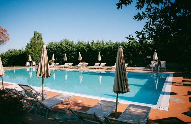 Room '54 H Fattoria Degli Usignoli' with Shared Pool, Wi-Fi and Air Conditioning