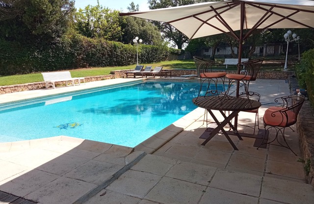 Room 'Chambre Jules' with Mountain View, Shared Pool and Shared Terrace