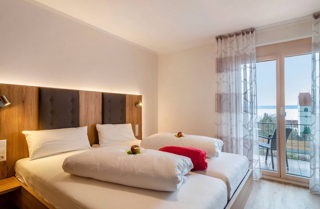 Room 'Doppelzimmer Mit Balkon' with Lake View, Balcony and Wi-Fi