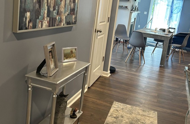 room in Cozy 5 bedroom with Fireplace ,driveway and Large fenced Yard