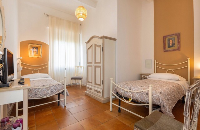 Room 'Piccolo Paradiso - Camera 4' with Shared Terrace, Shared Garden and Wi-Fi
