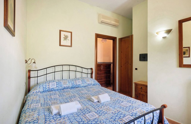 Room 'Positano Con Vista Montagna' with Shared Terrace, Shared Garden and Wi-Fi