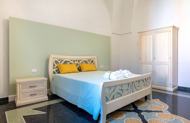 Room 'Primo Piano - Camera 1' with Private Garden, Wi-Fi and Air Conditioning