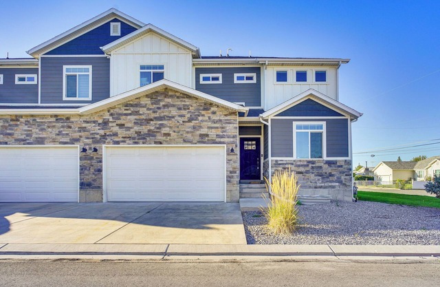 Room to Work + Relax! SLC Townhome w/Office, Yard