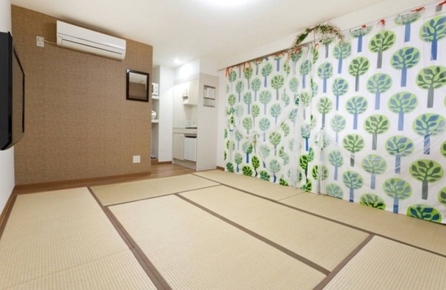 Room without meals plan 1 room for 5 people/Shinjuku ward Tokyo
