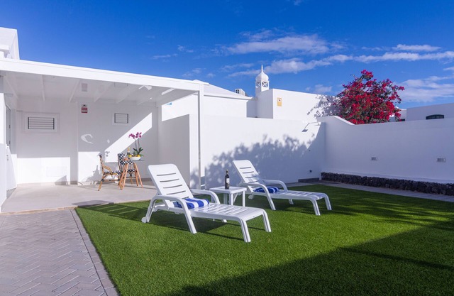 Rooms & suites Princesa Leticia, Puerto del Carmen, near the beach, with terrace