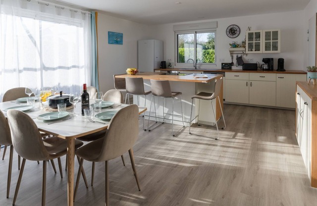 ROSCAROC ENEZ HIR - Charming T4 near to the beach