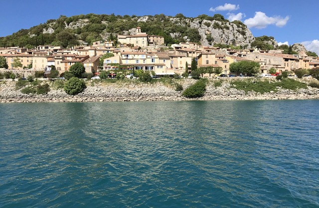'Rosemary' house T2 /LAKE VIEW /200 m from the beach.