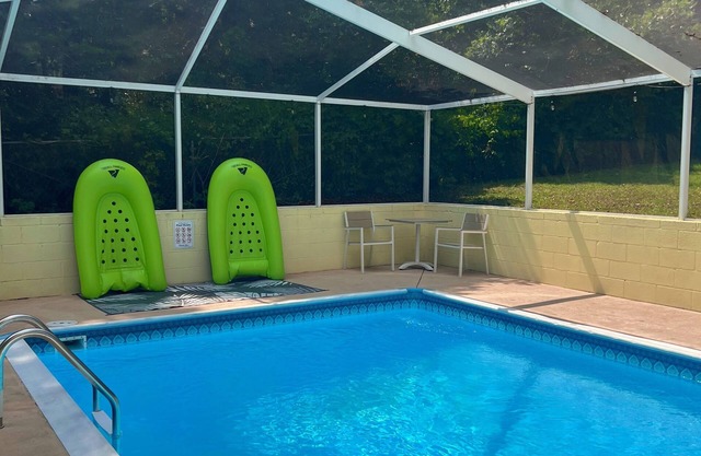 Rosemary Terrace Retreat: 3bd, Pool, Pet-Friendly