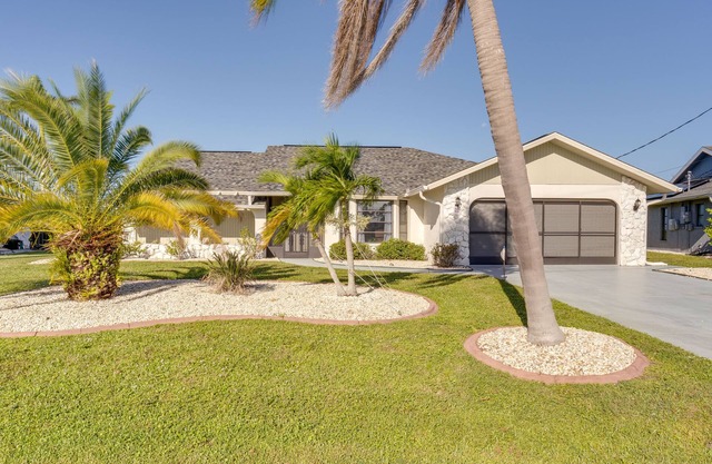 Rotonda West Home w/Pool & Golf Course View!