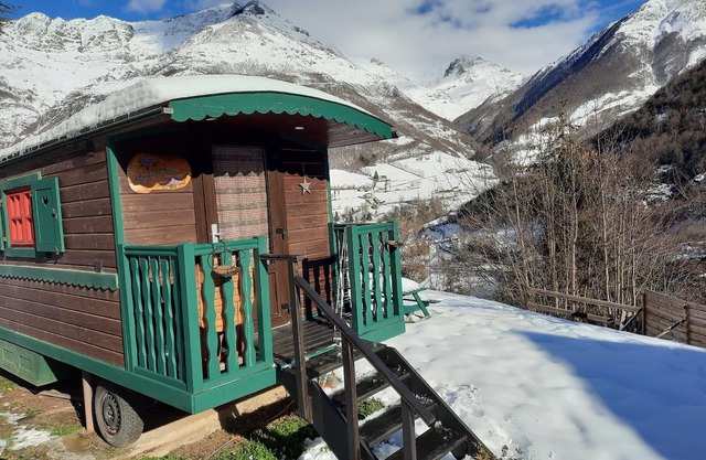 Roulotte Rhododendron - Gavarnie