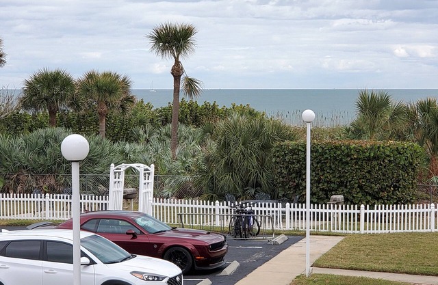 Royal Mansions Oceanview Condo - Pool, Hot Tub, Beach Access, Sleeps 4