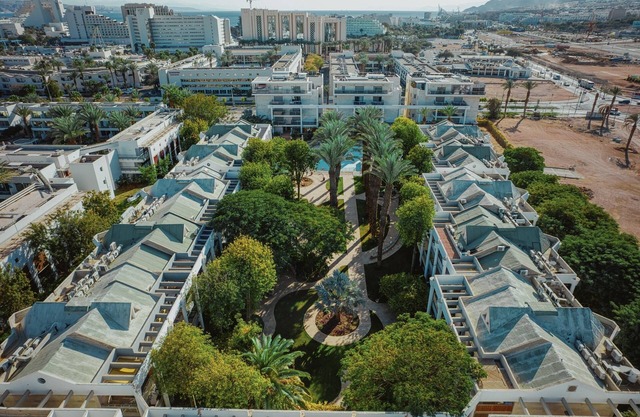 Royal Park Apt Resort by Sea N Rent