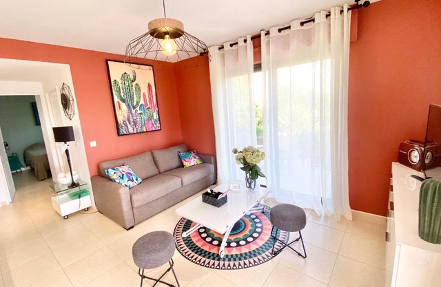 RUBY 2 chambres Terrasse Piscine