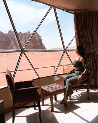 RUM FLORAA LUXURY CAMp