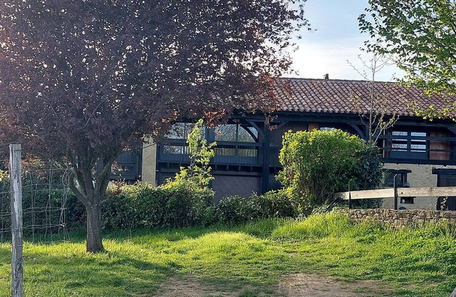 Rural gîte and equestrian stopover on an AB-certified ethological farm, in a peaceful setting