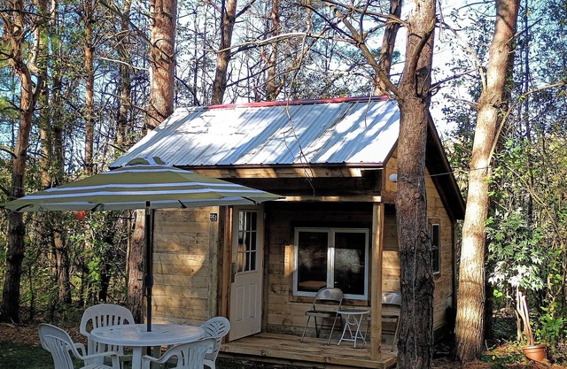 Rustic cabin, quite get away, or hunting Basecamp