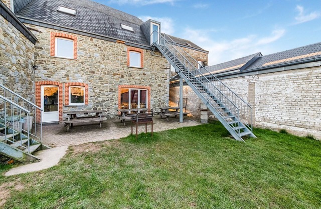 Rustic Estate with Sauna