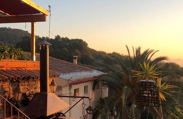 Rustic house in Baix Camp. Views of the Costa Dorada