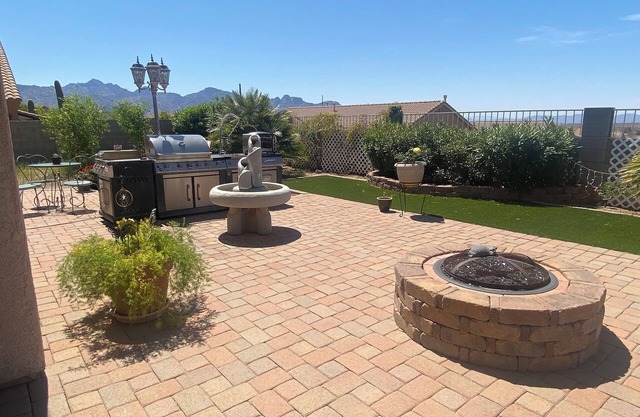 SaddleBrooke Hills, Luxurious Hillside home at 3,400 ft to reach for the stars.