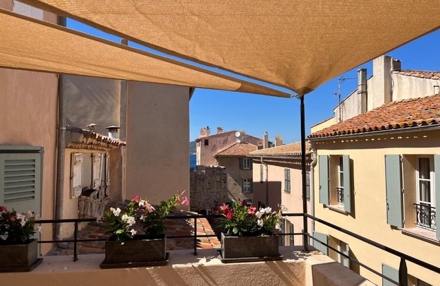 Saint-Tropez Centre - Grand Studio avec terrasse