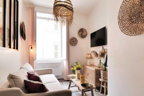 Saint Tropez - Old Village - Modern & Cosy Apartments