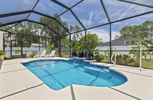 Salty Reef Pool Home | Close To Golf Course & Flagler Beach | Palm Coast | Dog Friendly