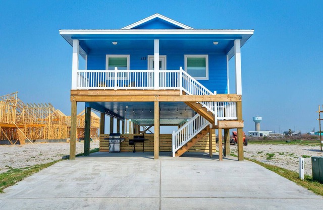 Salty Texan, Brand New Beach House in Mahi Bay