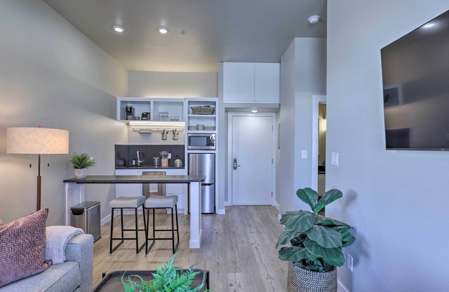 San Marcos Apartment w/Off-Street Parking!