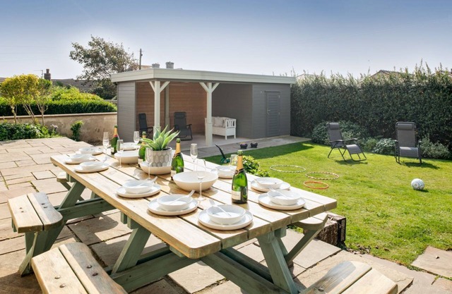 Sand Dollar: Luxury 5‑Bed Family Home with Garden in Rhosneigr | Managed by Anglesey Holiday Letting