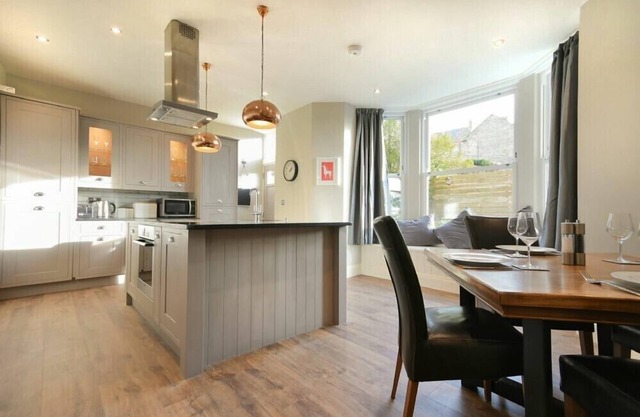 SANDYBRAE, family friendly, country holiday cottage in Alnmouth