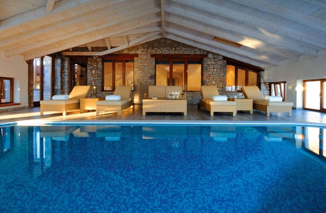 Santa Marina Arachova Resort & Spa